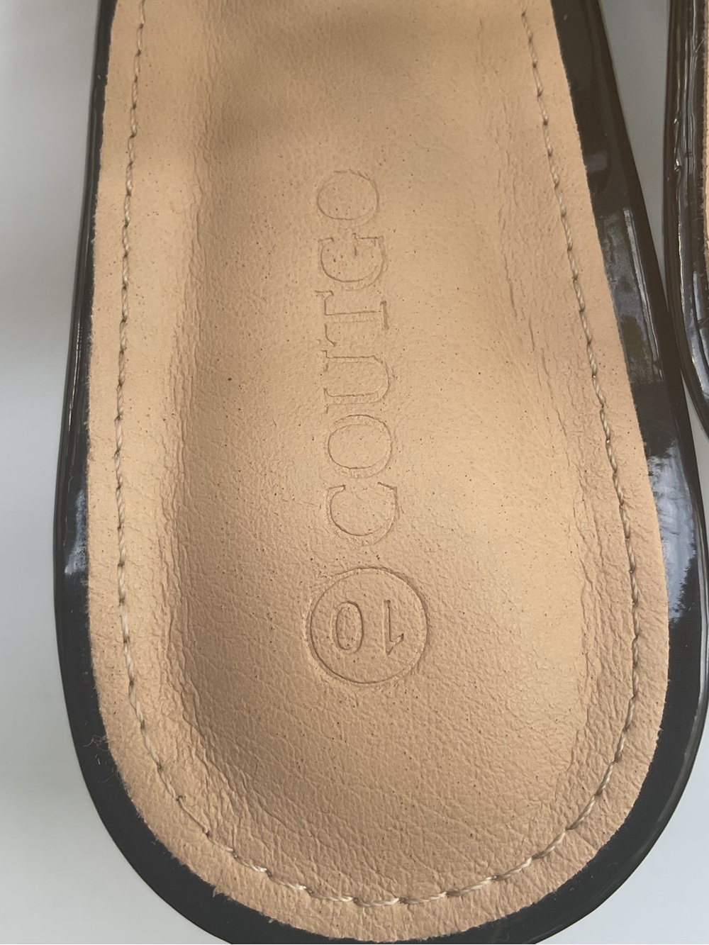 COUTGO Women Size 10 Black Patent Slingback Kitten Heels Gold Chain Pointed Toe - Picture 10 of 10